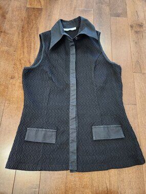 Rayure Paris women's black tank top in size 42